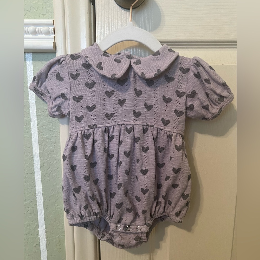 Kate Quinn short sleeve Peter Pan bubble lavender hearts